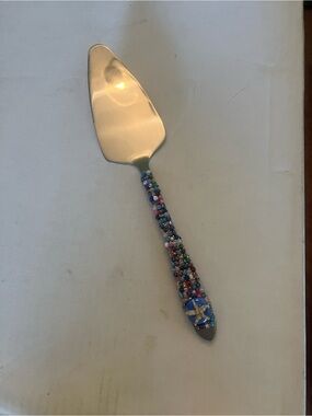 Beaded Handle Cake Server with Starfish Embellishment
